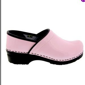 BNIB!!!! 👍🏻 PINK Bjork Clogs!  Size 38/7.